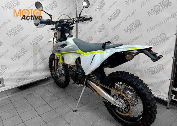 Мотоцикл REGULMOTO NIBBI  300 (балансир, с ПТС) белый-серый