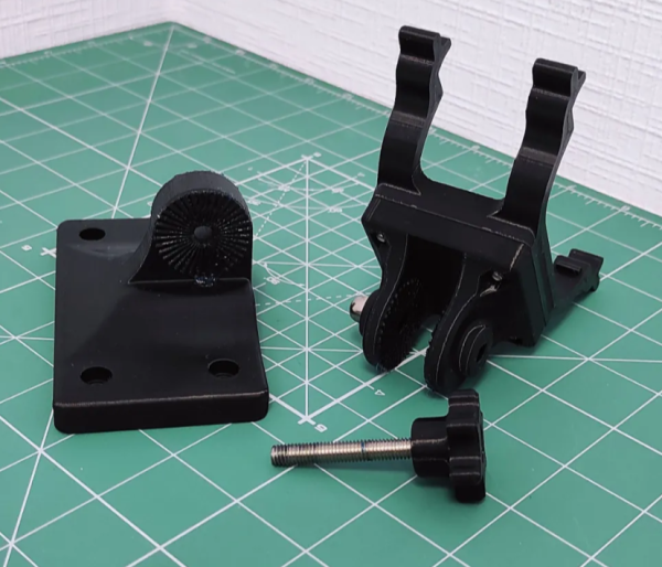 Крепление для навигатора Garmin Montana 700