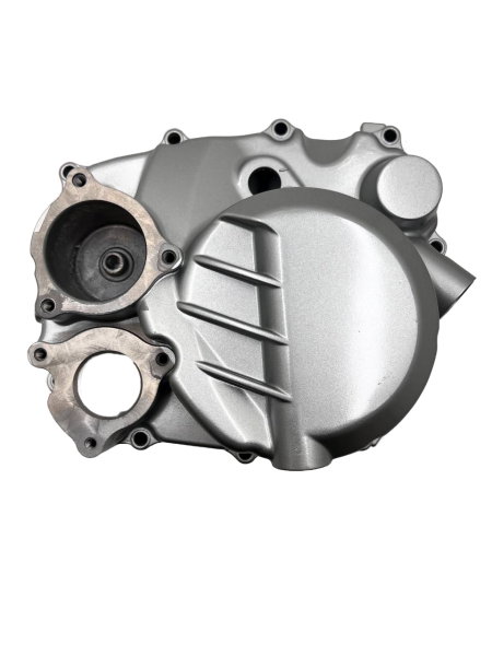 Крышка правого картера двигателя (сцепления) NB300 6ст
