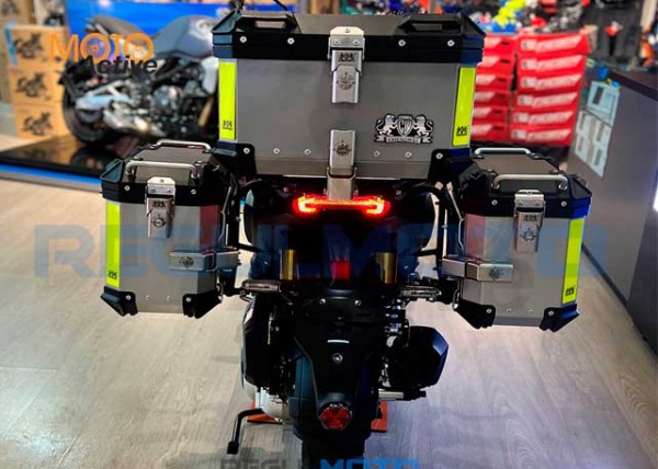 Скутер Regulmoto XDV ADVENTURE 300CC в комплекте с кофрами (LJ300T-18) EFI Черный