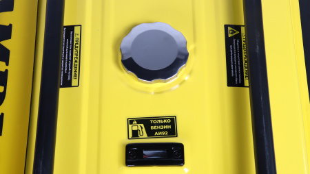 Бензиновый генератор CHAMPION GG6500-3