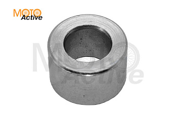 Втулка 15x18x27 заднего колеса