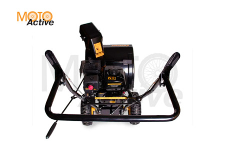 Снегоотбрасыватель CHAMPION ST656 (6.5лс 56см 5F/2R колеса 3,6л, 72 кг, руч.стартер