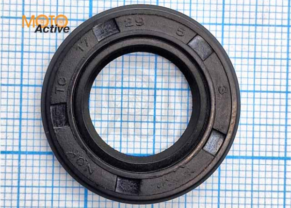 Сальник 17х29х5 139FMB,147FMH,152FMH 50-110см3 17×29×5 вторичного вала