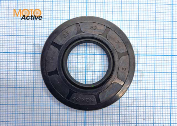 Сальник 25х52х7