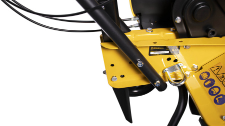 Бензиновый мотокультиватор CHAMPION BC6712