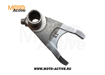 Вилка переключения передач КПП (понижение-повышение)