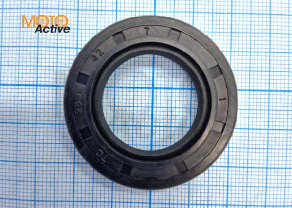 Сальник 25х42х7 заднего колеса BSE J1 J2 Z1 Z2 Z3 KAYO T2 (7.330.0101)