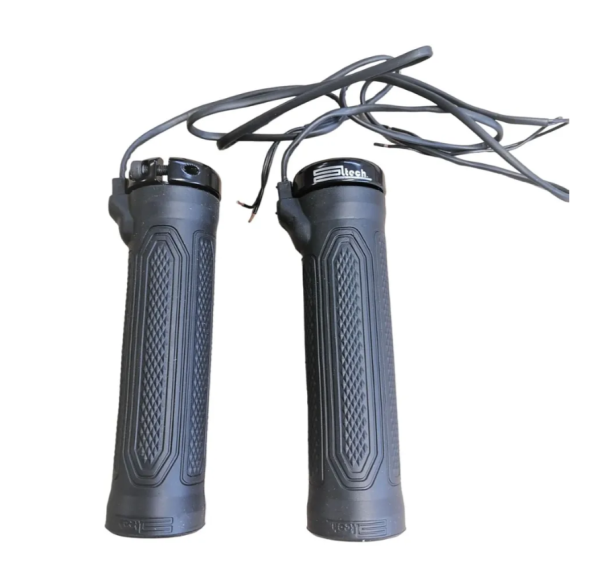 Универсальные ручки с подогревом (на руль 21,9мм - 22,3мм) для мотобуксировщика