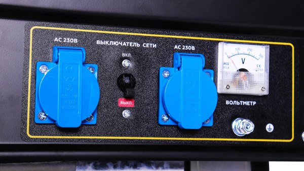 Бензиновый генератор CHAMPION GG2801