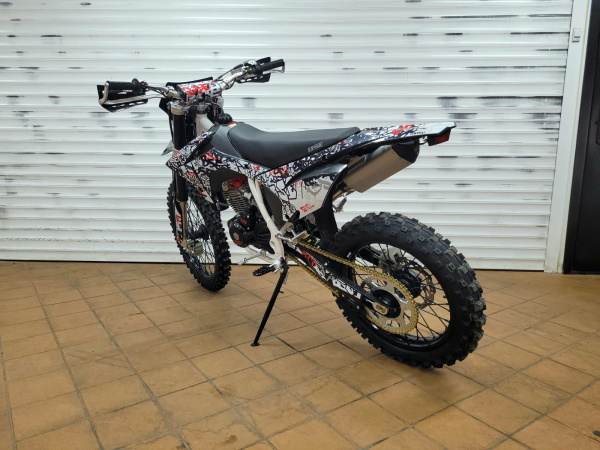 Эндуро / кроссовый мотоцикл BSE Z10 L Graffiti White (030)