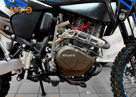 Мотоцикл REGULMOTO Sport-003 PR PRO (4 valves) 5 скоростей ПТС) черный-синий