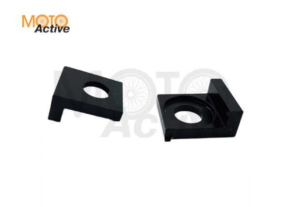 Кронштейн натяжителя цепи привода (пара) KAYO 125