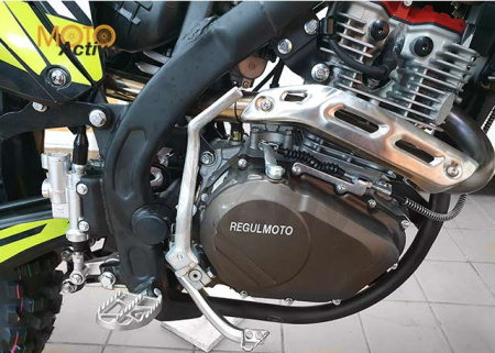Мотоцикл REGULMOTO ZR 300 PR 4 valves (балансир, с ПТС)) черный-желтый