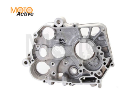 Картер двигателя правый KAYO двиг. YX140 см3 (P040069)