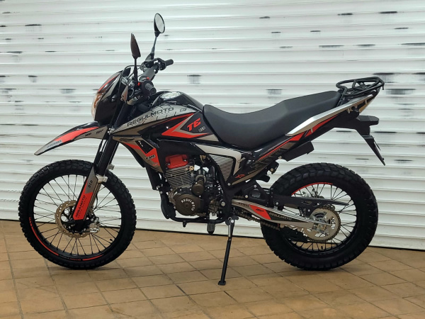 Мотоцикл REGULMOTO TE 4 valve oil черный/красный