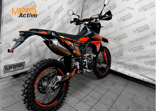 Мотоцикл REGULMOTO ZR 300 PR 4 valves 6 Gear (балансир, с ПТС)) черный-оранжевый