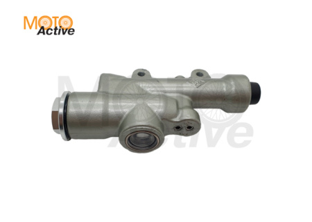 Главный тормозной цилиндр GR7