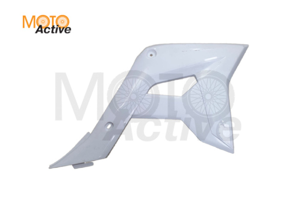 Облицовка передняя правая белая BSE DX/EX 125 17/14 2020, PH10 125E 17/14 2020, PH10 150E 17/14
