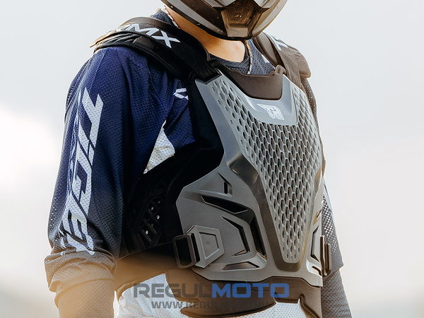 Защитный панцирь TIGER TR-H6 черный