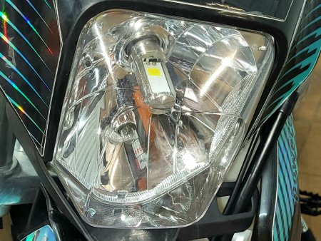 Мотоцикл REGULMOTO TE 4 valve oil черный/красный