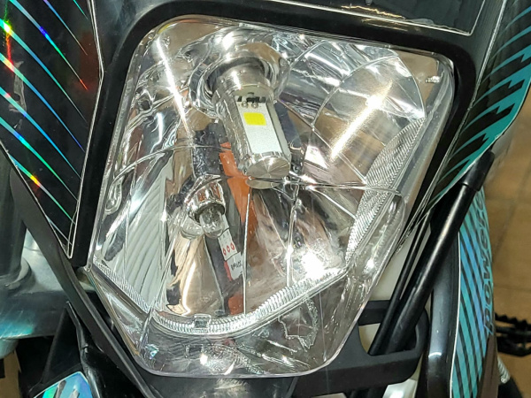 Мотоцикл REGULMOTO TE 4 valve oil черный/красный