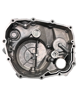 Крышка правого картера двигателя (сцепления) NB300 6ст