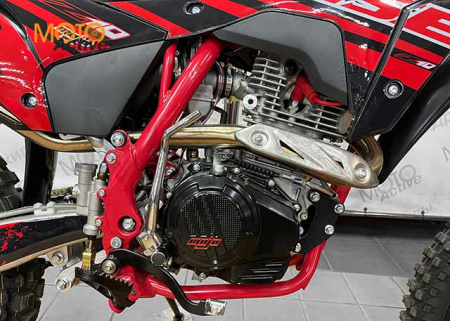 Эндуро / кроссовый мотоцикл BSE Z10 Red Black (055)